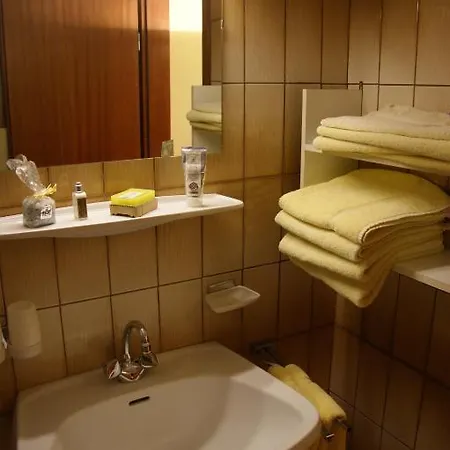 Landhaus Tirolerhof * St. Johann in Tirol