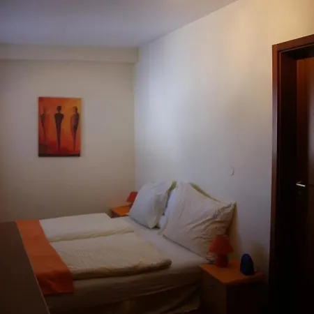 Landhaus Tirolerhof * St. Johann in Tirol